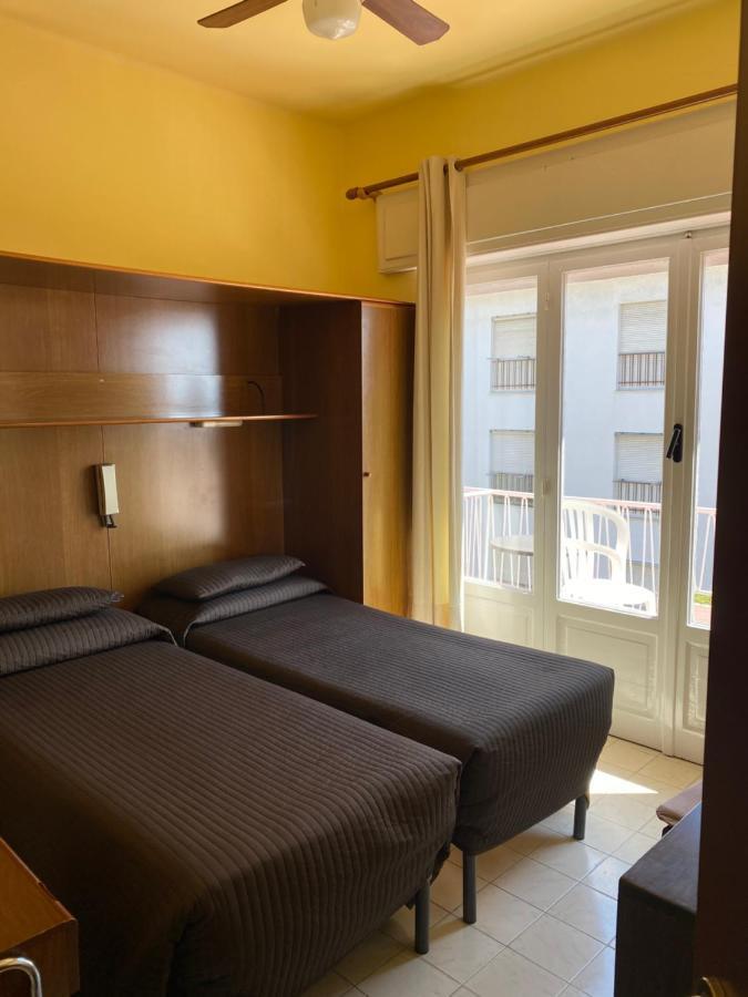 Hotel Nettuno Diano Marina Exteriör bild