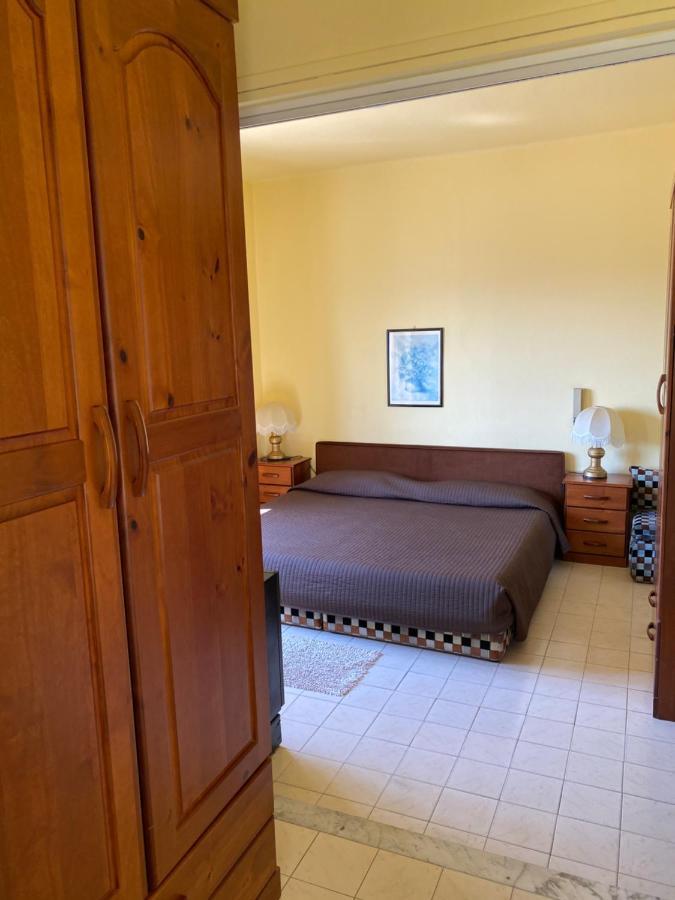 Hotel Nettuno Diano Marina Exteriör bild