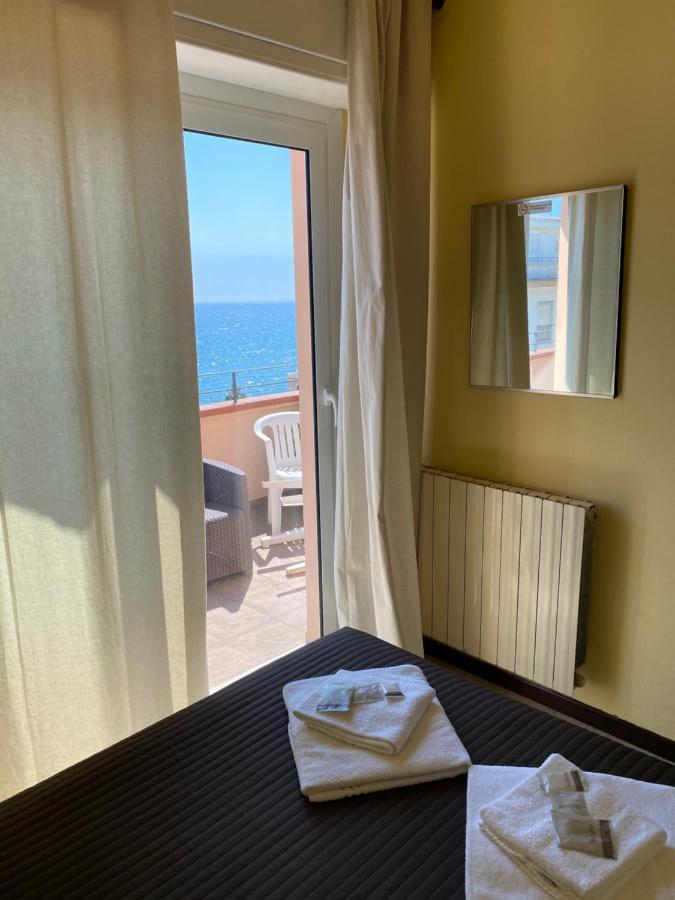 Hotel Nettuno Diano Marina Exteriör bild